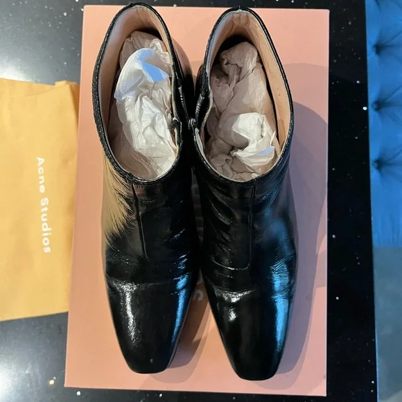 Acne Studios Ankle Boots with Tassle - Picture 7 of 8